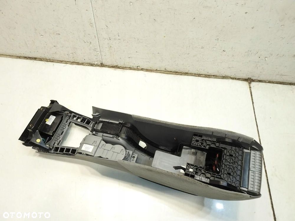 TUNEL ŚRODKOWY PODŁOKIETNIK SKODA SUPERB II 3T0863241D - 3