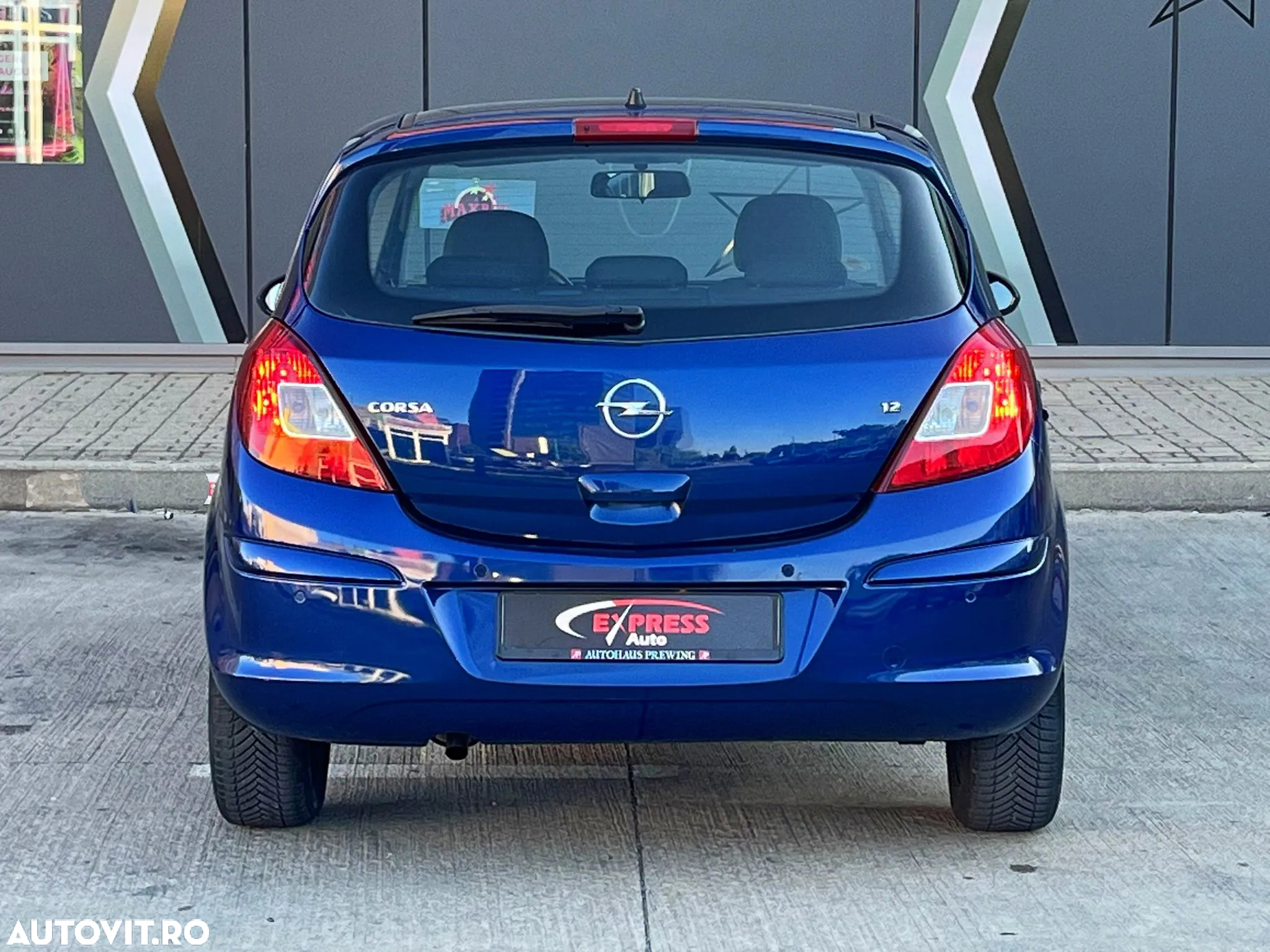Opel Corsa 1.2i Easytronic Enjoy - 15