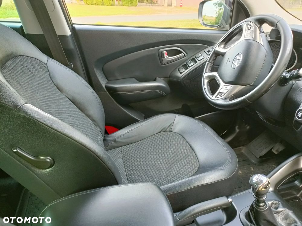 Hyundai ix35 2.0 CRDi 4WD Premium - 11