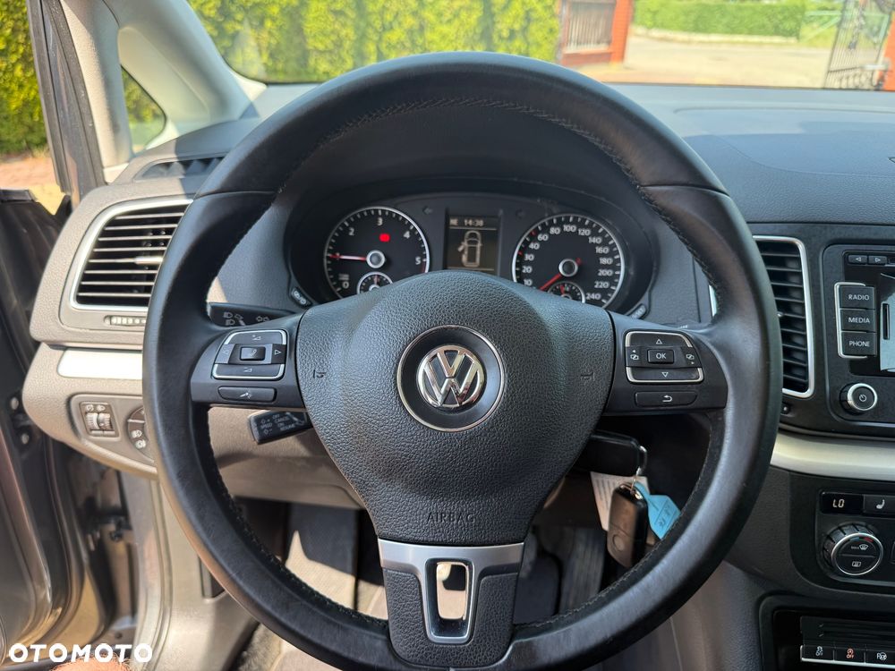 Volkswagen Sharan 2.0 TDI BlueMotion Technology Highline - 26
