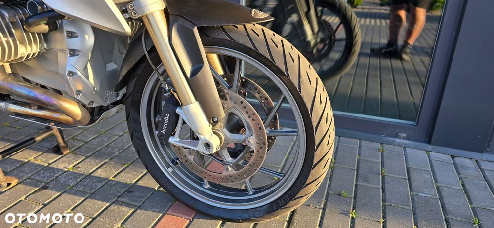 BMW R - 8