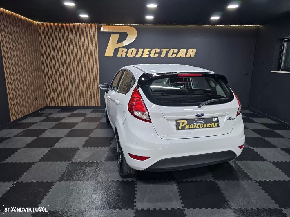 Ford Fiesta 1.5 TDCi Titanium - 8
