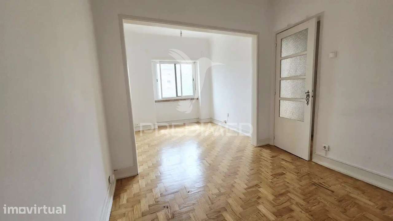 Apartamento T2 no centro de Odivelas - Grande imagem: 2/28