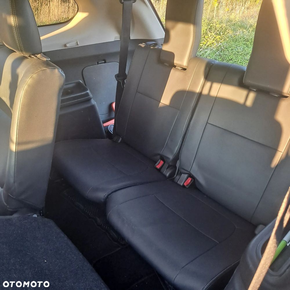 Mitsubishi Outlander - 6