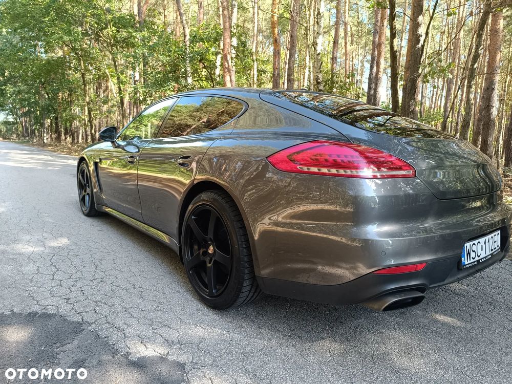 Porsche Panamera - 6