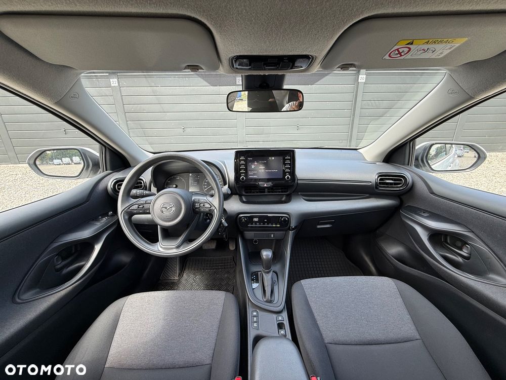 Mazda 2 Hybrid - 26