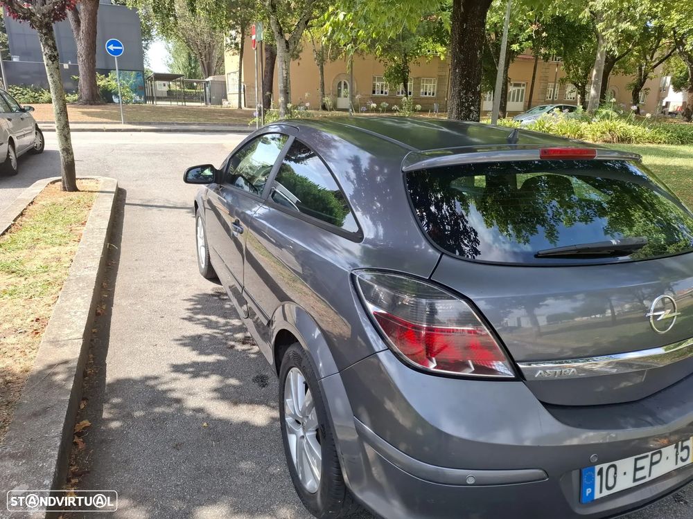 Opel Astra GTC 1.7 CDTI - 1