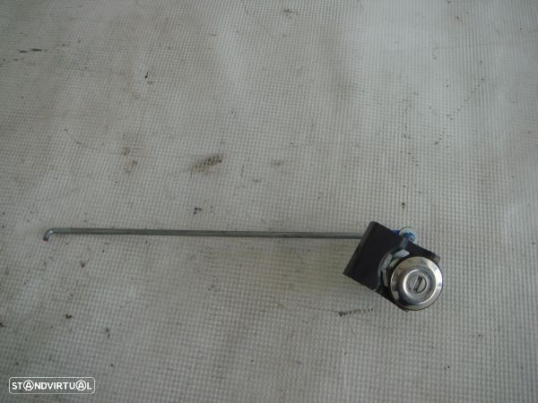 Canhão Tampa Da Mala Subaru Impreza Três Volumes (Gd) - 1