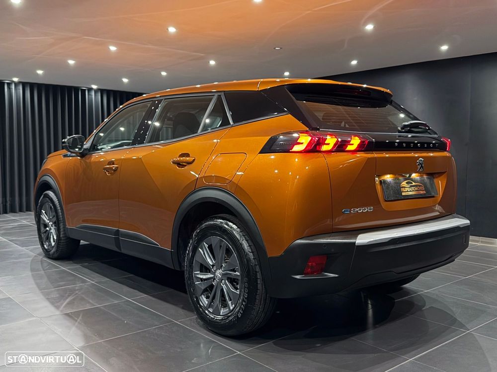 Peugeot e-2008 50 kWh Active - 6