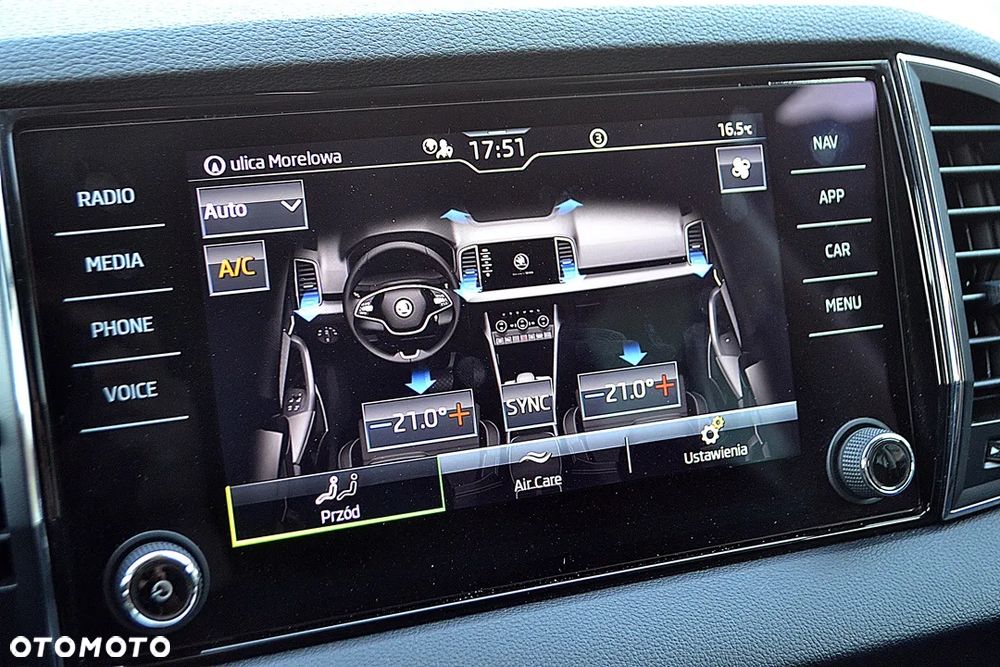 Skoda Karoq 1.5 TSI ACT DSG Balance - 27