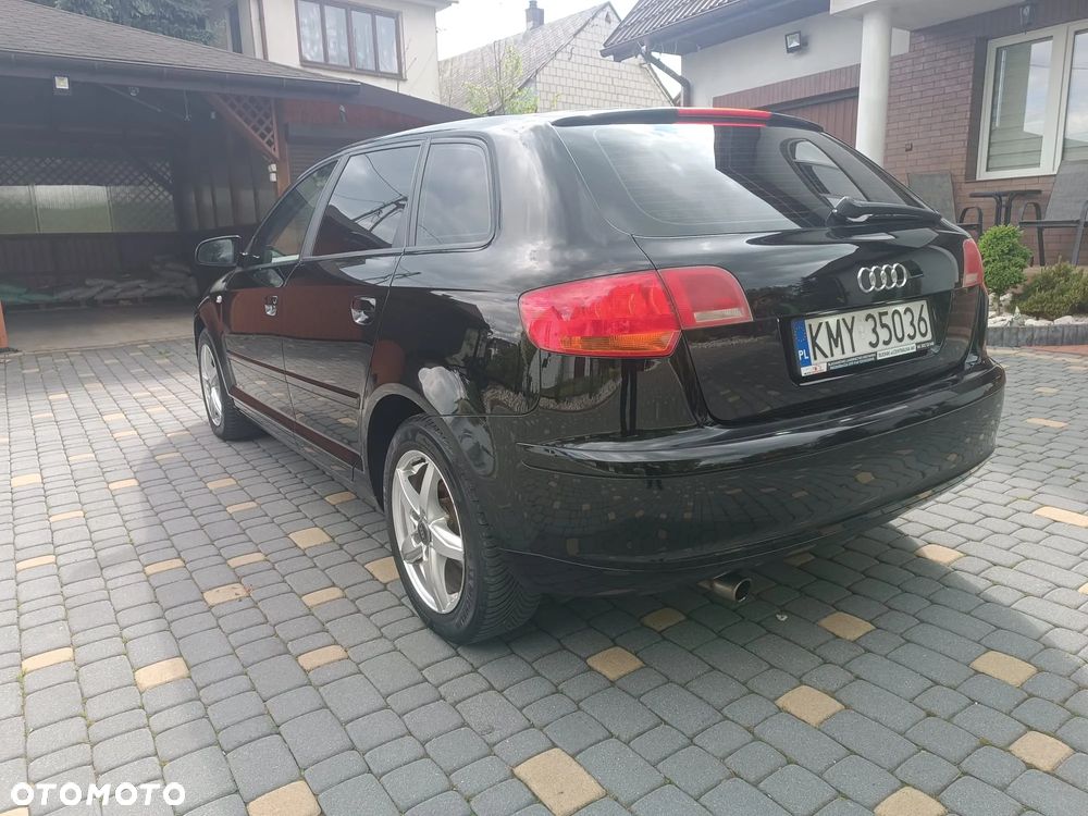 Audi A3 Sportback 1.6 Attraction - 6