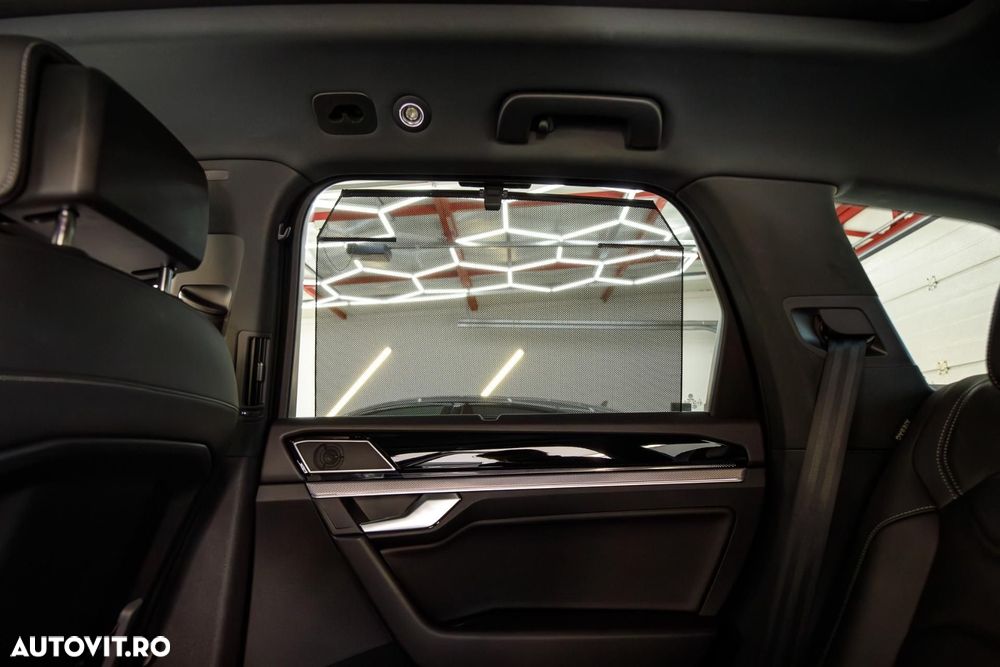 Volkswagen Touareg V6 TSI eHybrid PHEV R - 19