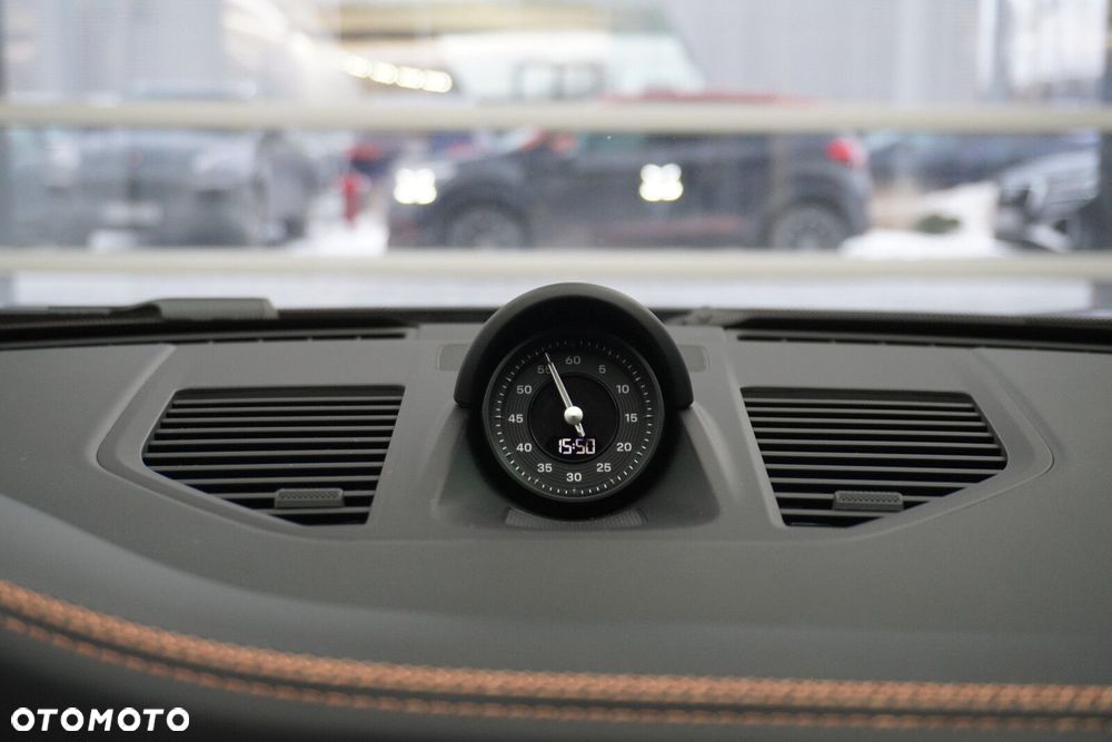 Porsche 911 Carrera S - 23