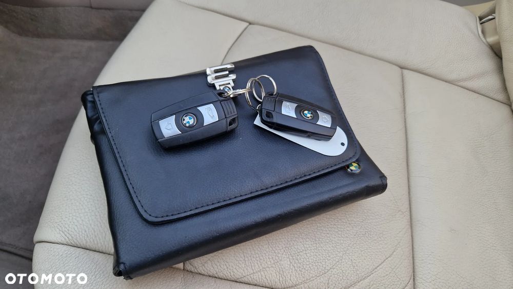 BMW Seria 3 320d DPF Cabrio - 21