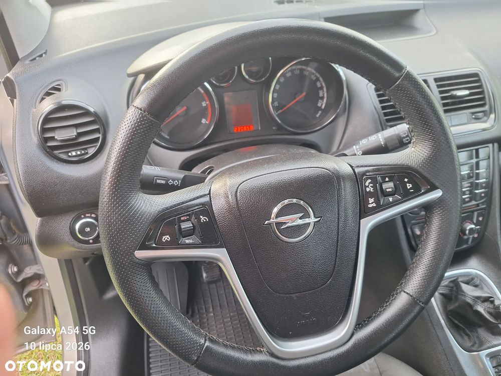 Opel Meriva - 25