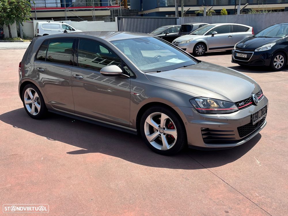 VW Golf GTI Performance BlueMotion DSG - 3