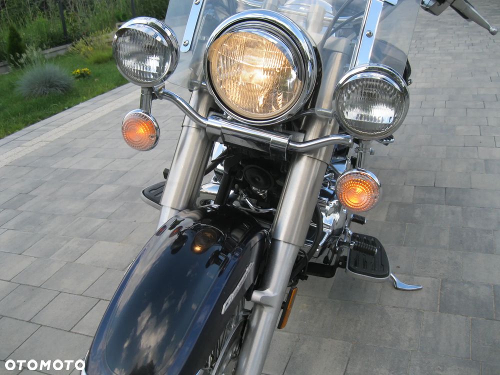 Yamaha XVS - 23