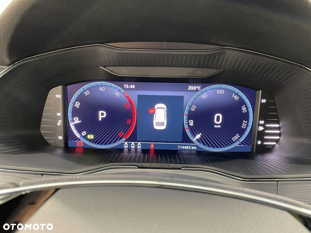 Skoda Superb 2.0 TDI SCR Ambition DSG - 16