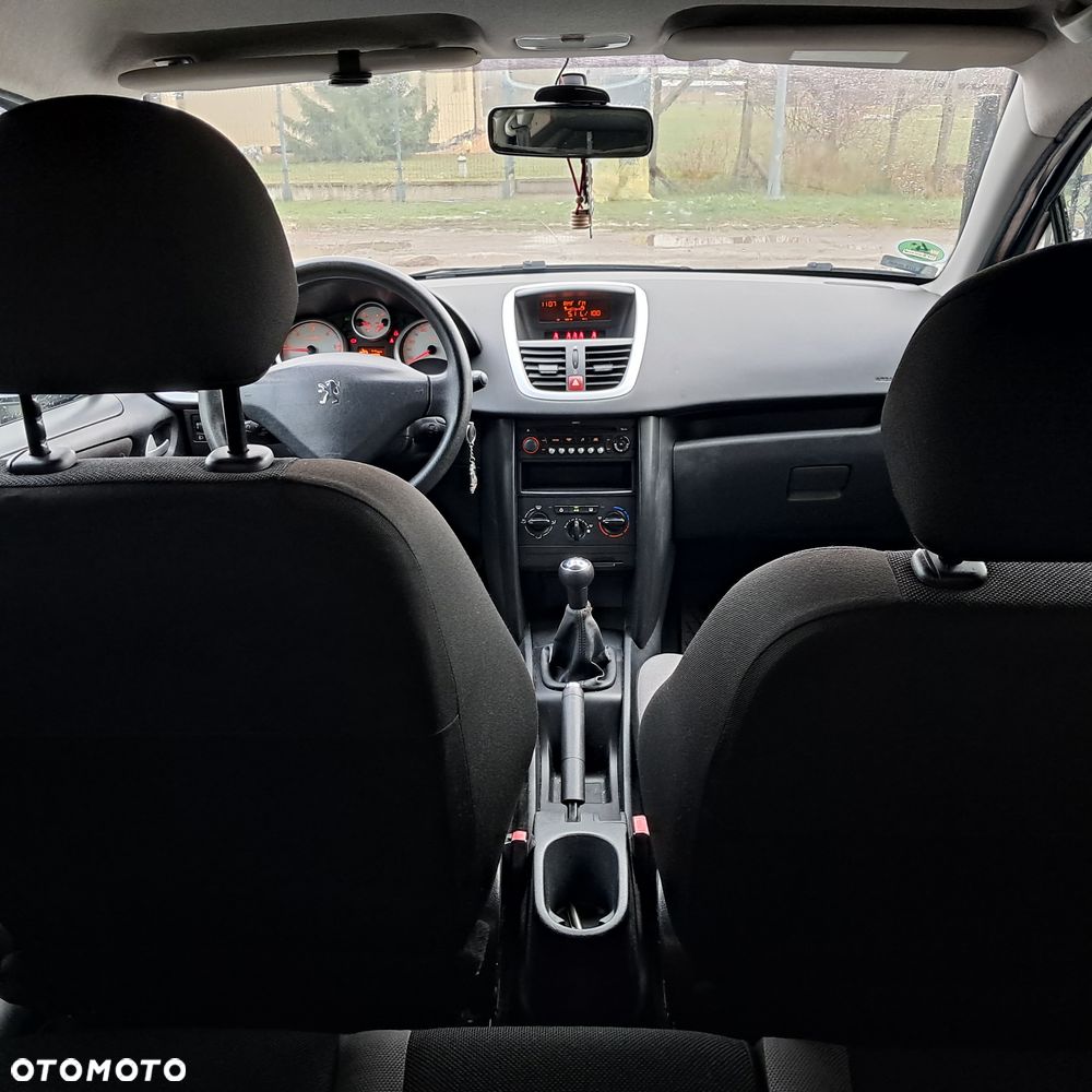 Peugeot 207 90 HDi FAP (Blue Lion) Urban Move - 10