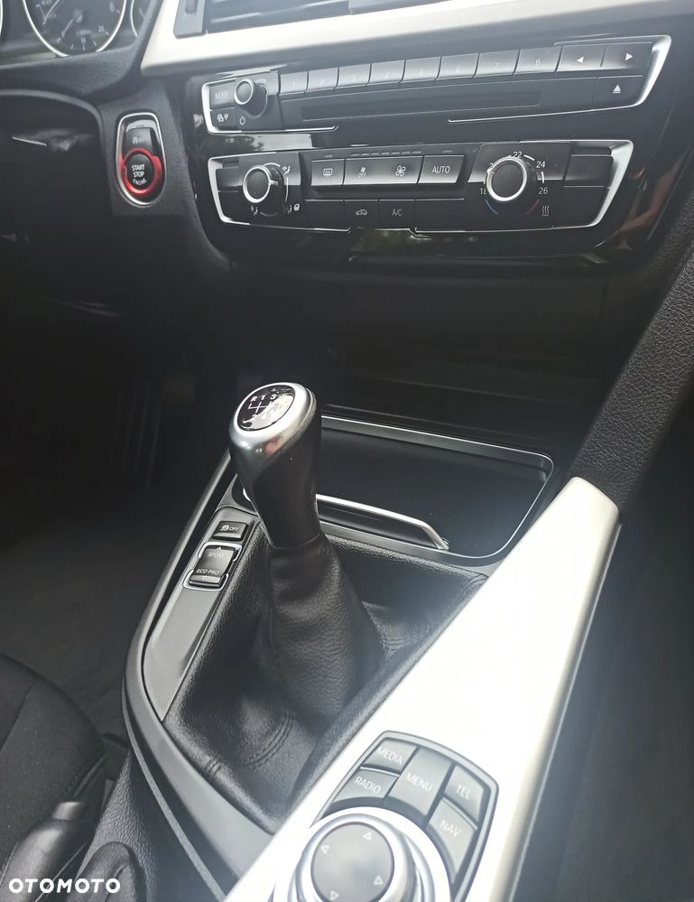 BMW Seria 3 320d - 16