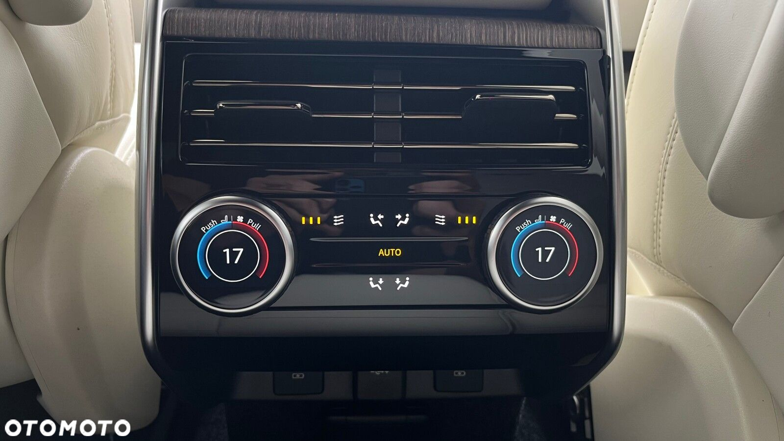 Land Rover Range Rover - 20