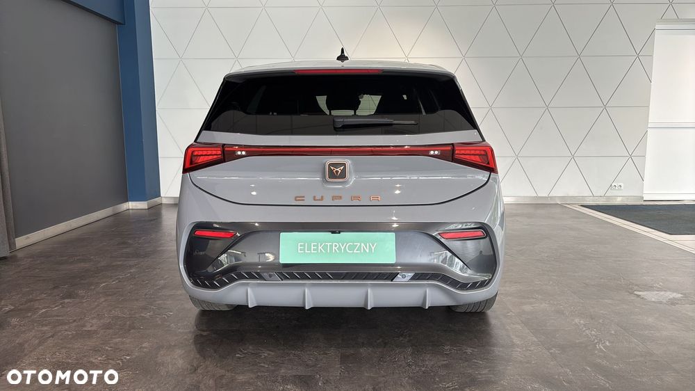 Cupra Born - 5