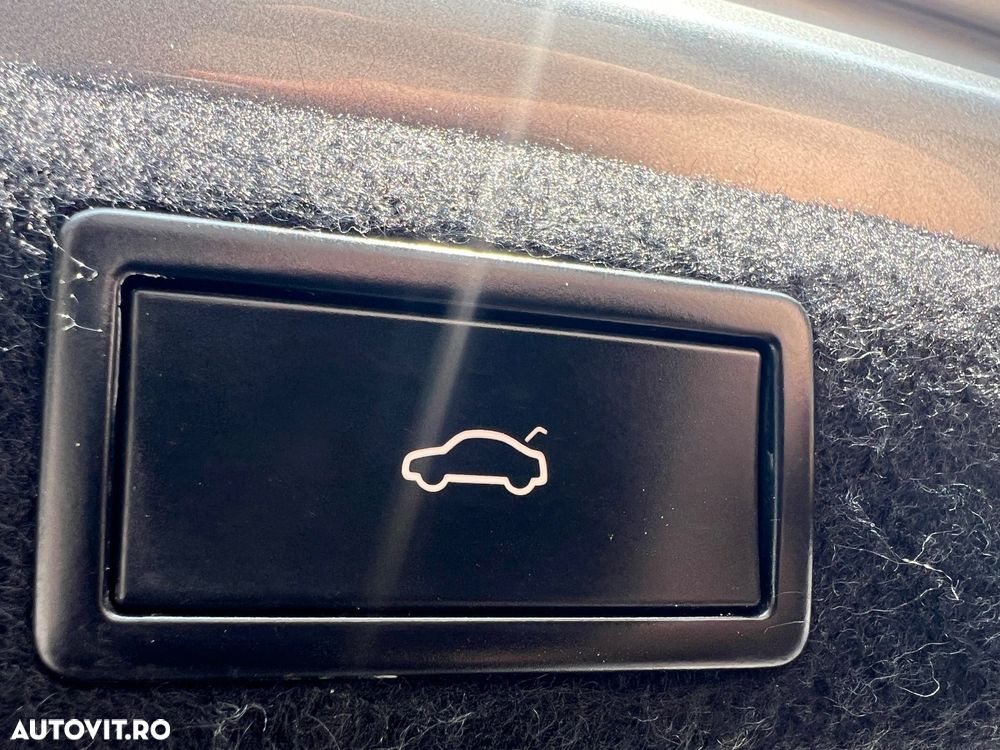 Skoda Superb 2.0 TDI DSG Sportline - 16