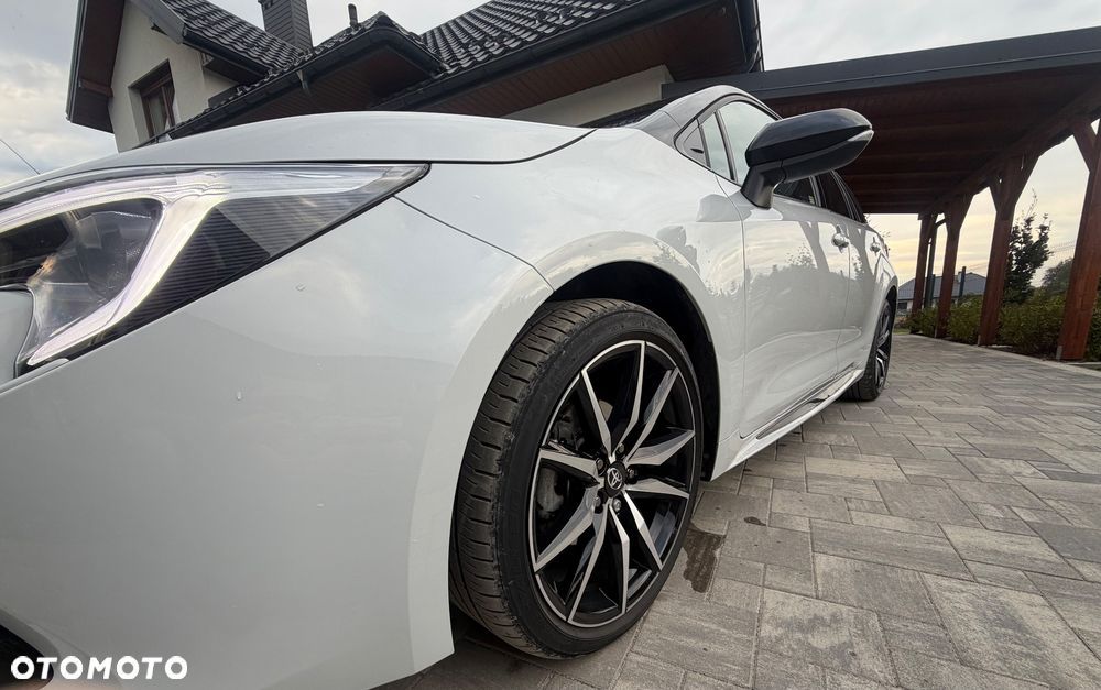 Toyota Corolla - 3