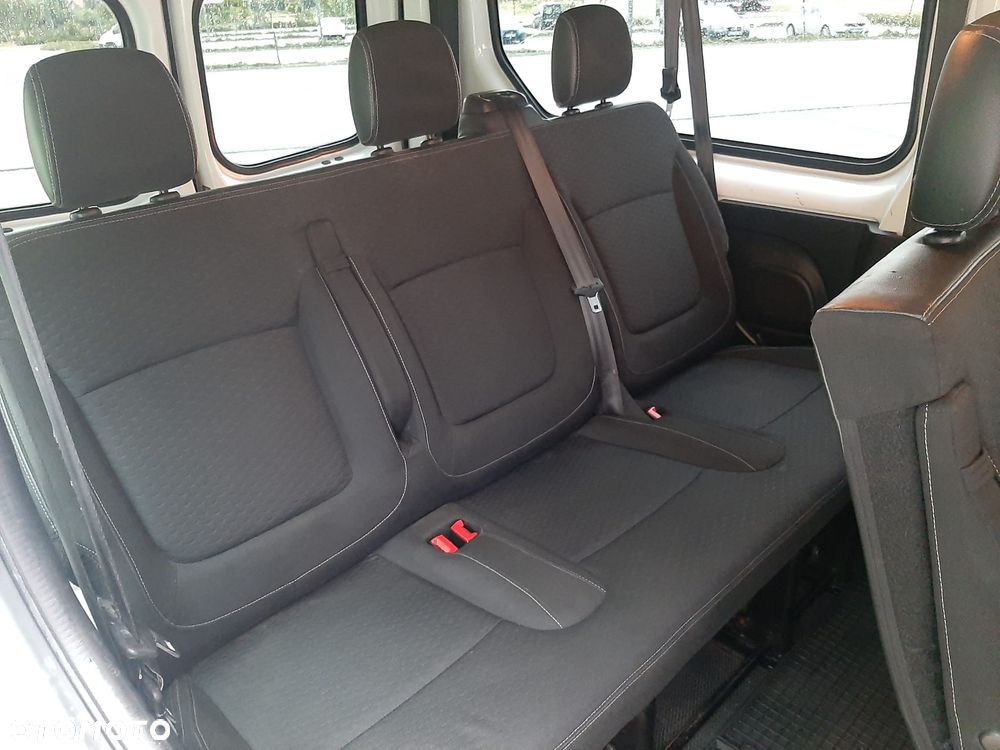 Opel Vivaro - 30