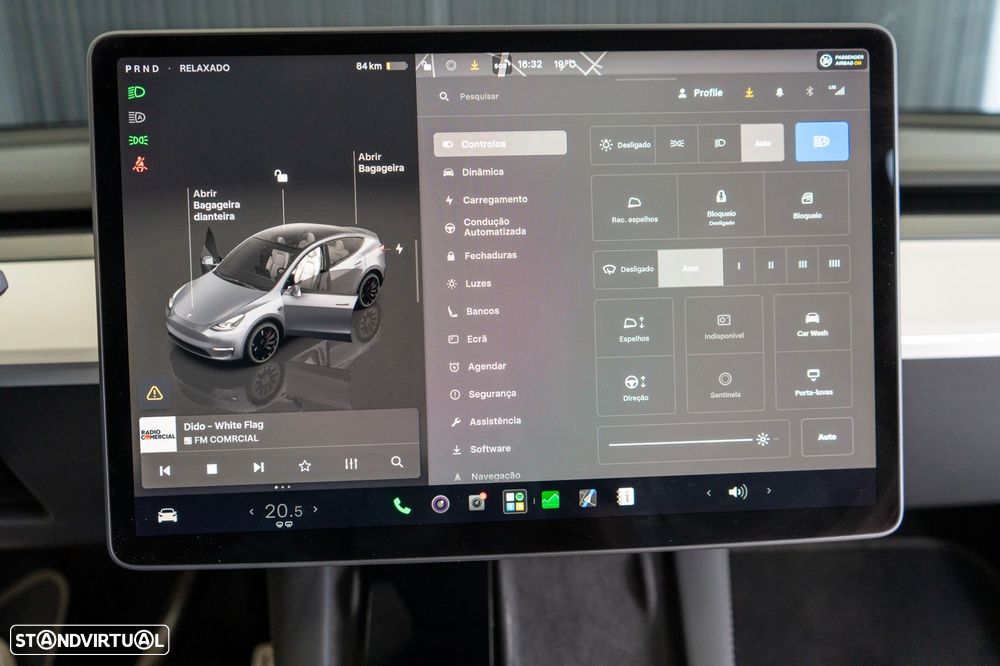 Tesla Model Y Performance Dual Motor AWD - 22