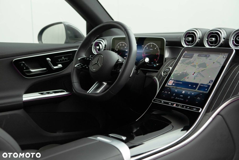 Mercedes-Benz GLC - 26