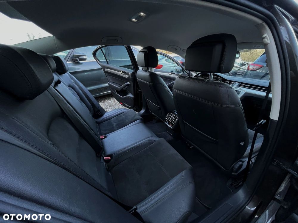 Volkswagen Passat 1.8 TSI (BlueMotion Technology) DSG Comfortline - 17
