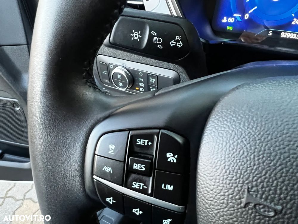 Ford Kuga 2.5 Duratec FHEV AWD Titanium - 23