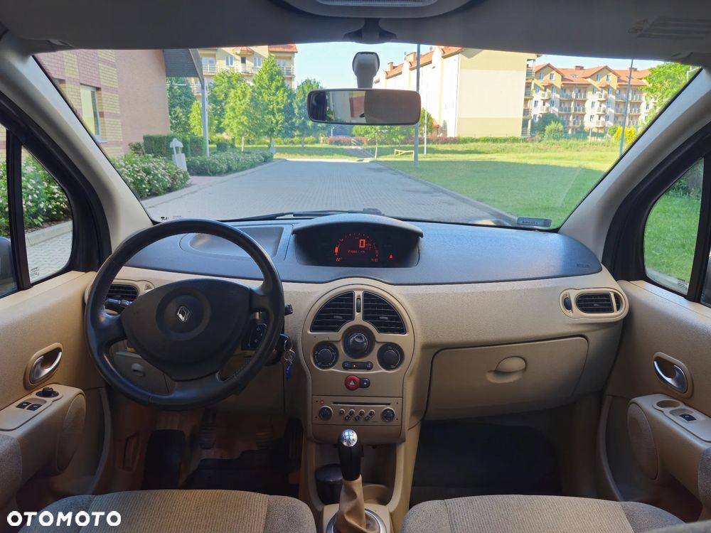 Renault Modus - 18