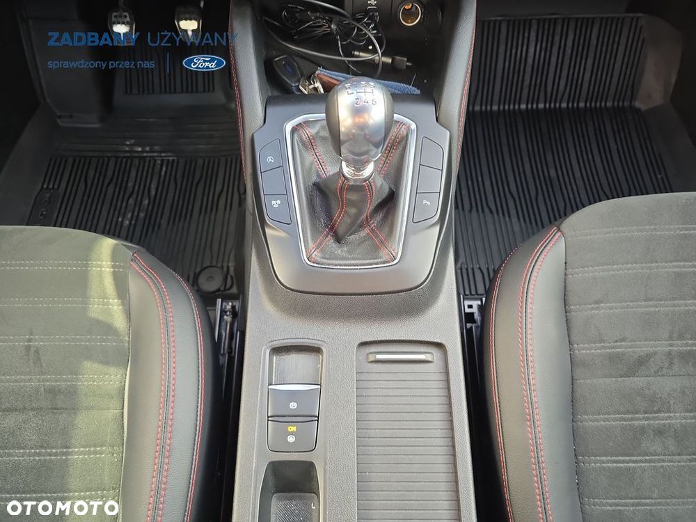 Ford Kuga - 20