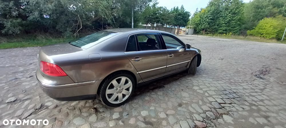 Volkswagen Phaeton - 6