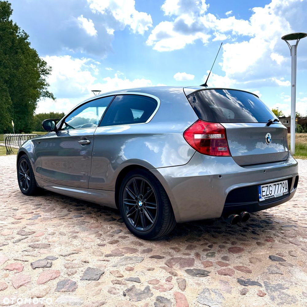 BMW Seria 1 120d - 4