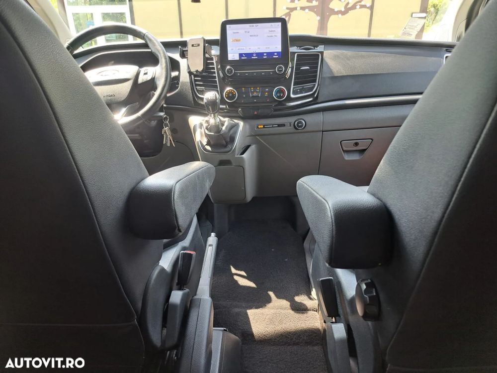 Ford Transit Custom - 8