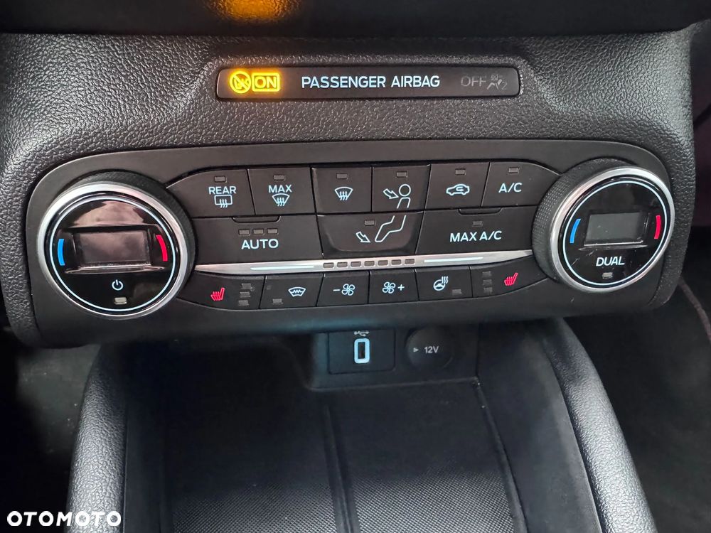Ford Focus 1.5 EcoBlue Start-Stopp-System ST-LINE X - 5