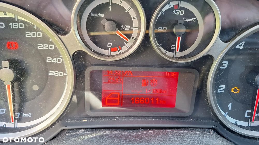 Alfa Romeo Mito 1.4 16V - 10