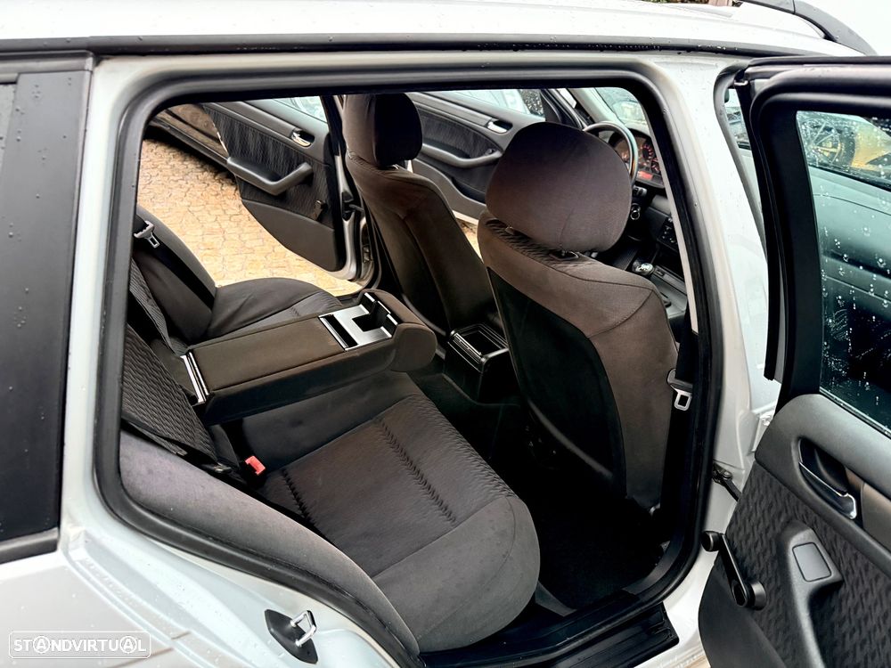 BMW 320 d Touring - 47