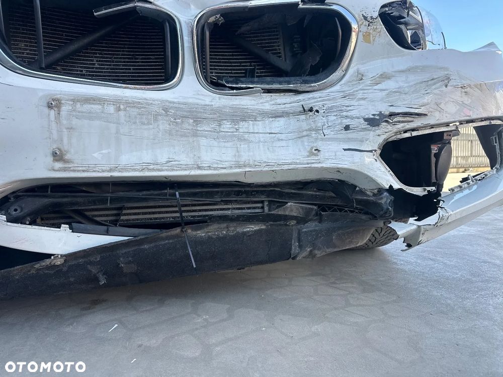 BMW Seria 1 118i Luxury Line - 12