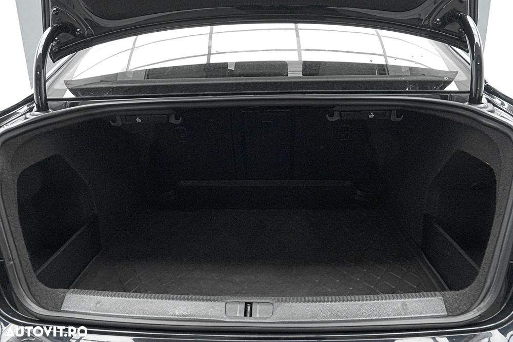 Volkswagen Passat 1.8 TSI Comfortline DSG - 23