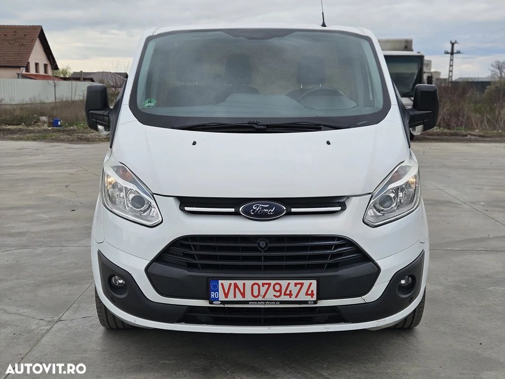 Ford TRANSIT CUSTOM - 1