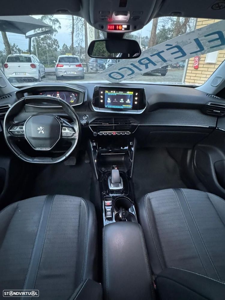Peugeot e-2008 50 kWh Allure Pack - 17
