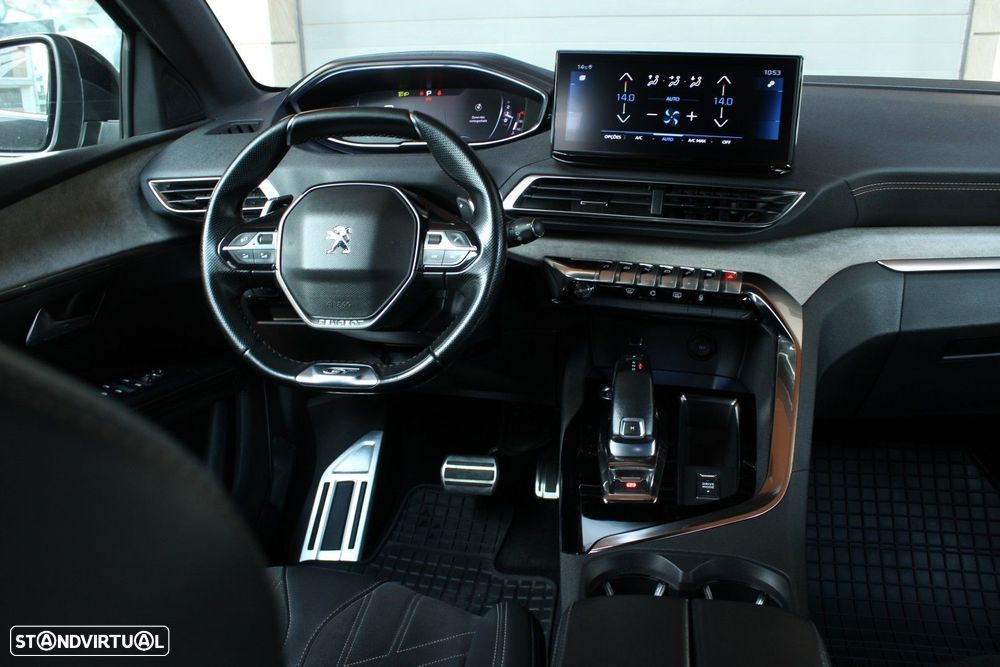 Peugeot 5008 1.5 BlueHDi GT EAT8 - 24