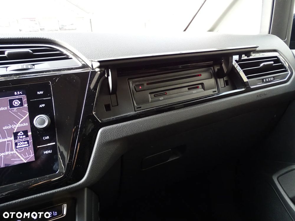 Volkswagen Touran 1.4 TSI BMT Comfortline DSG - 19