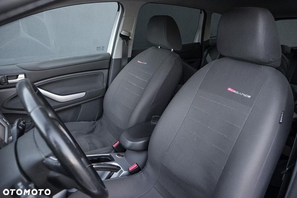 Ford Kuga 2.0 TDCi Titanium - 14