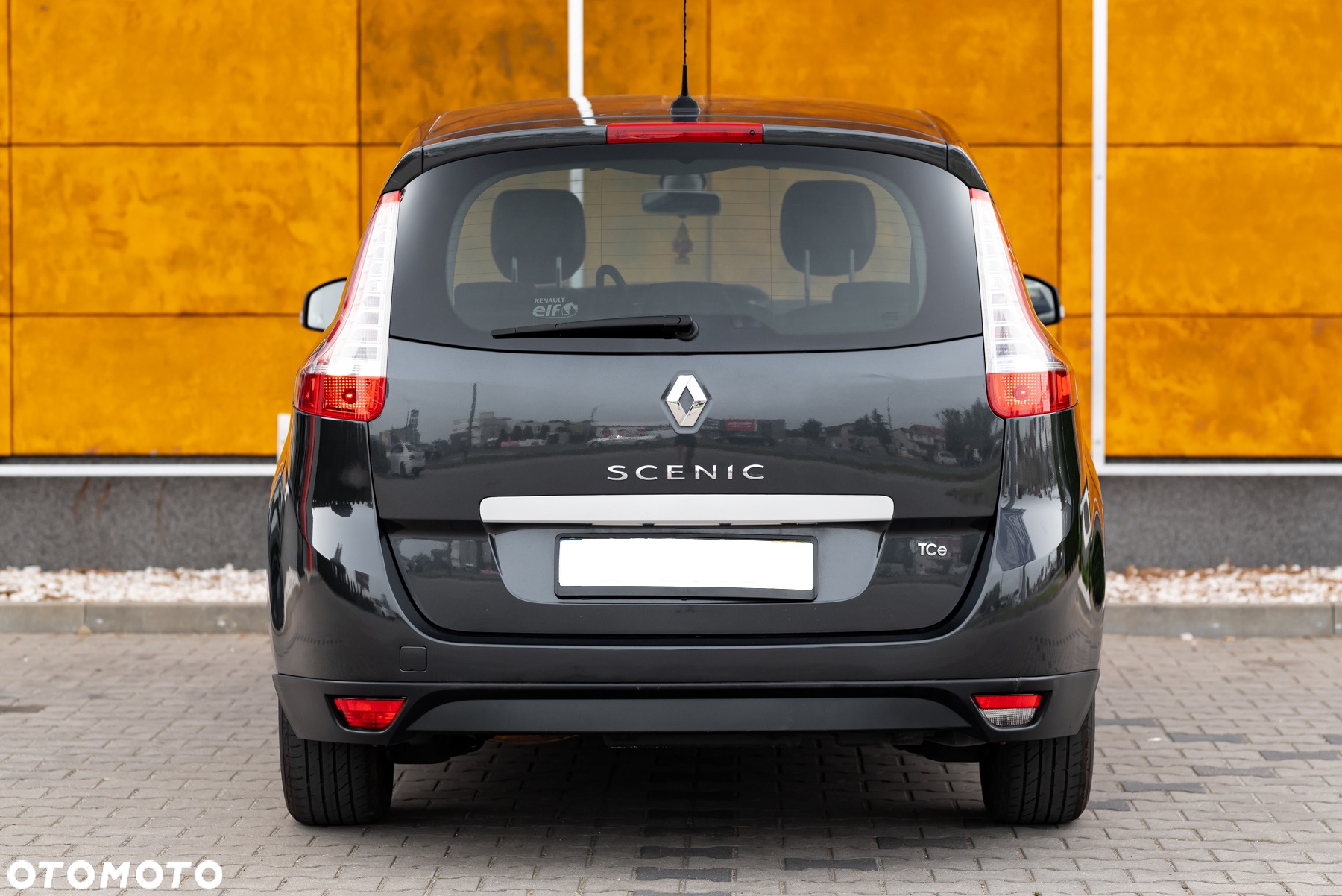 Renault Scenic 1.4 16V TCE Bose Edition - 8