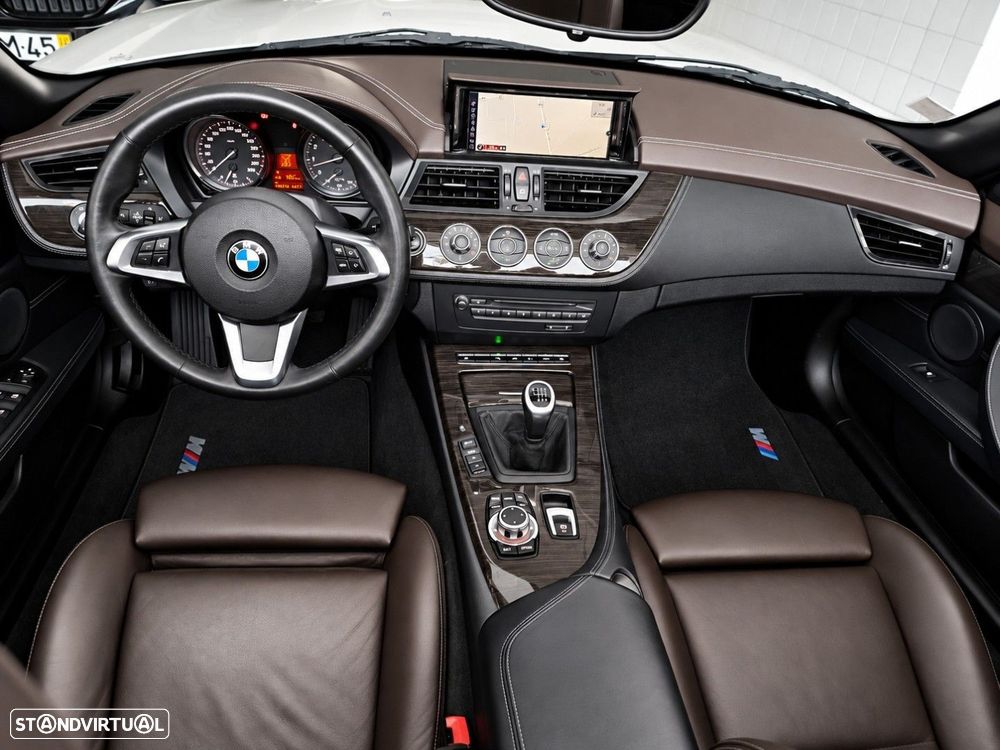 BMW Z4 20 i - 17